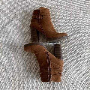 • Ankle Booties •